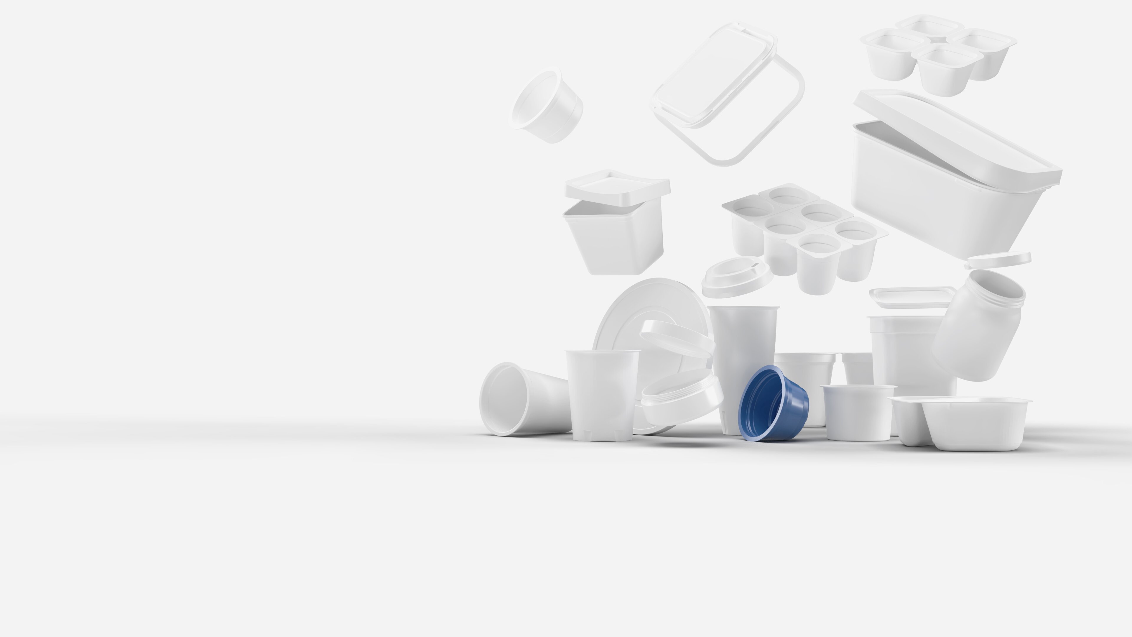Verschiedene weisse Kunststoffverpackungen von Säntis Packaging – Becher, Schalen und Deckel als Symbol für das vielseitige Produktportfolio und den Product Finder.