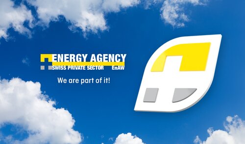 Logo der Energy Agency for the Swiss Private Sector (EnAW) vor blauem Himmel mit weissen Wolken und dem Schriftzug «We are part of it!» – Hinweis auf die EnAW-Zertifizierung und das Energieeffizienz-Engagement von Säntis Packaging.